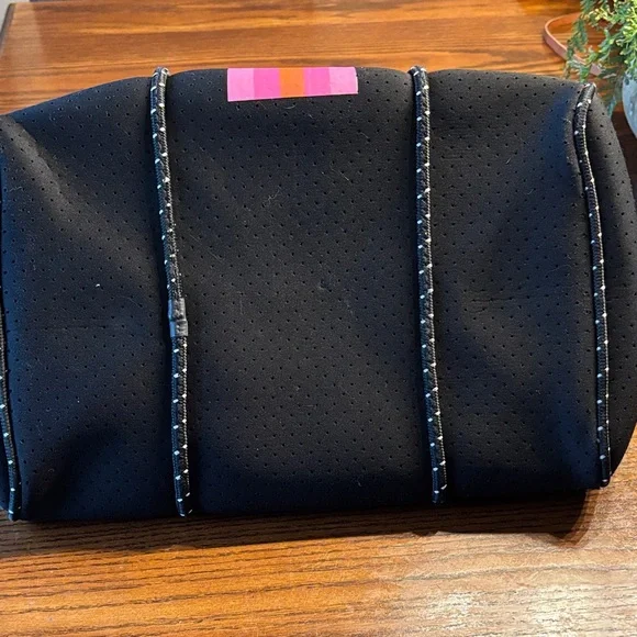 Parker & Hyde Black and Pink Tote Bag - Picture 11 of 12